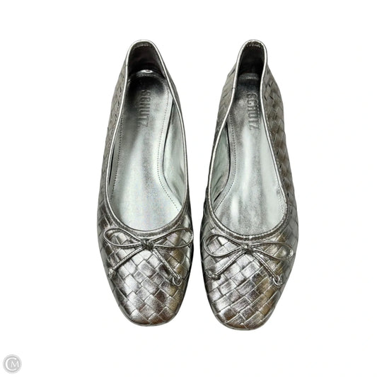 Shoes Flats By Schutz In Silver, Size: 7