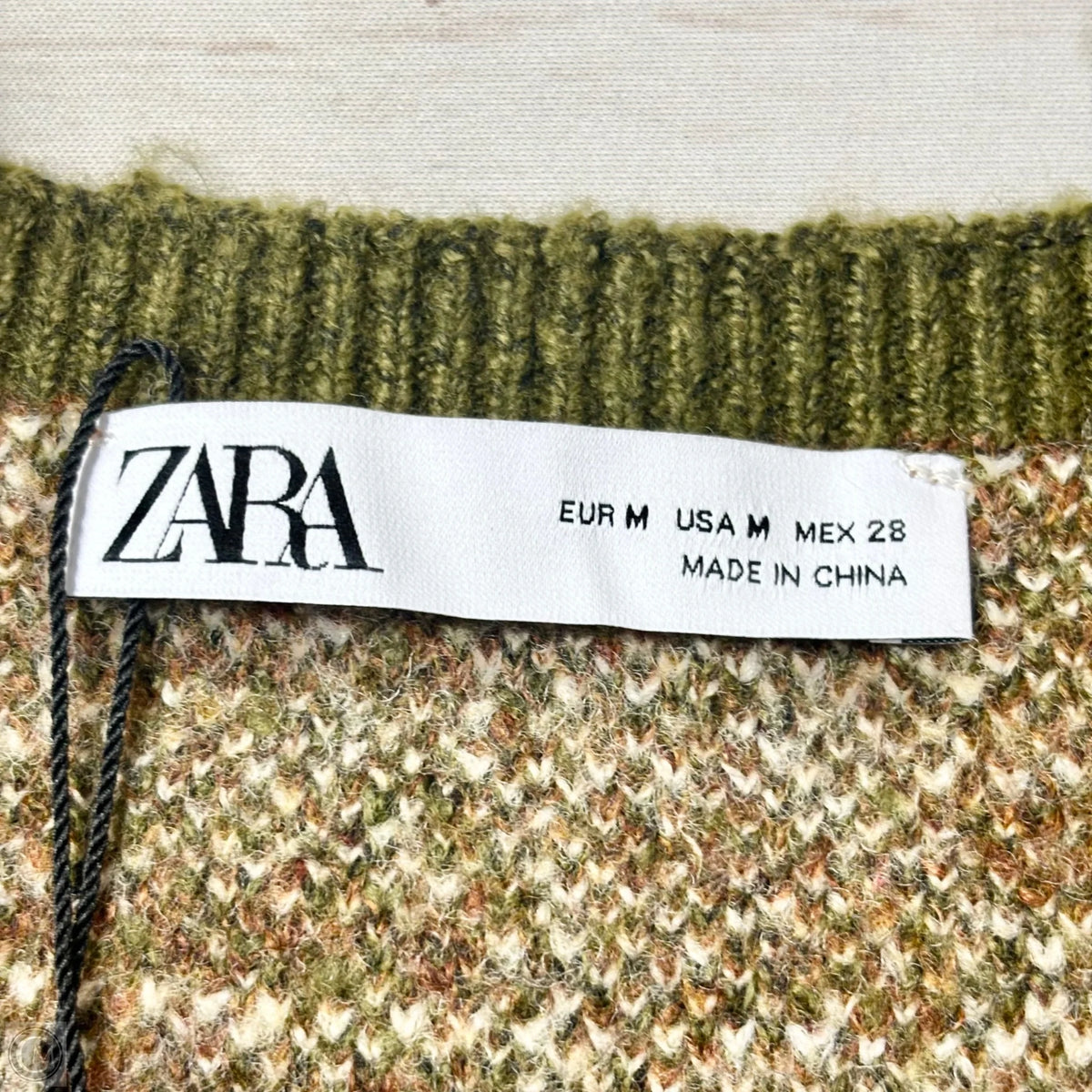 Top Sleeveless By Zara In Plaid Pattern, Size: M