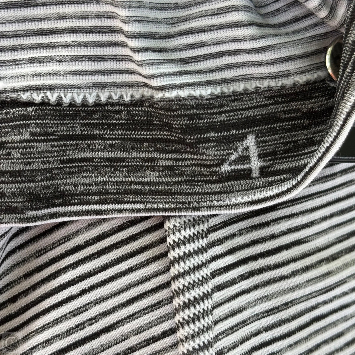 Athletic Tank Top By Lululemon In Striped Pattern, Size: S