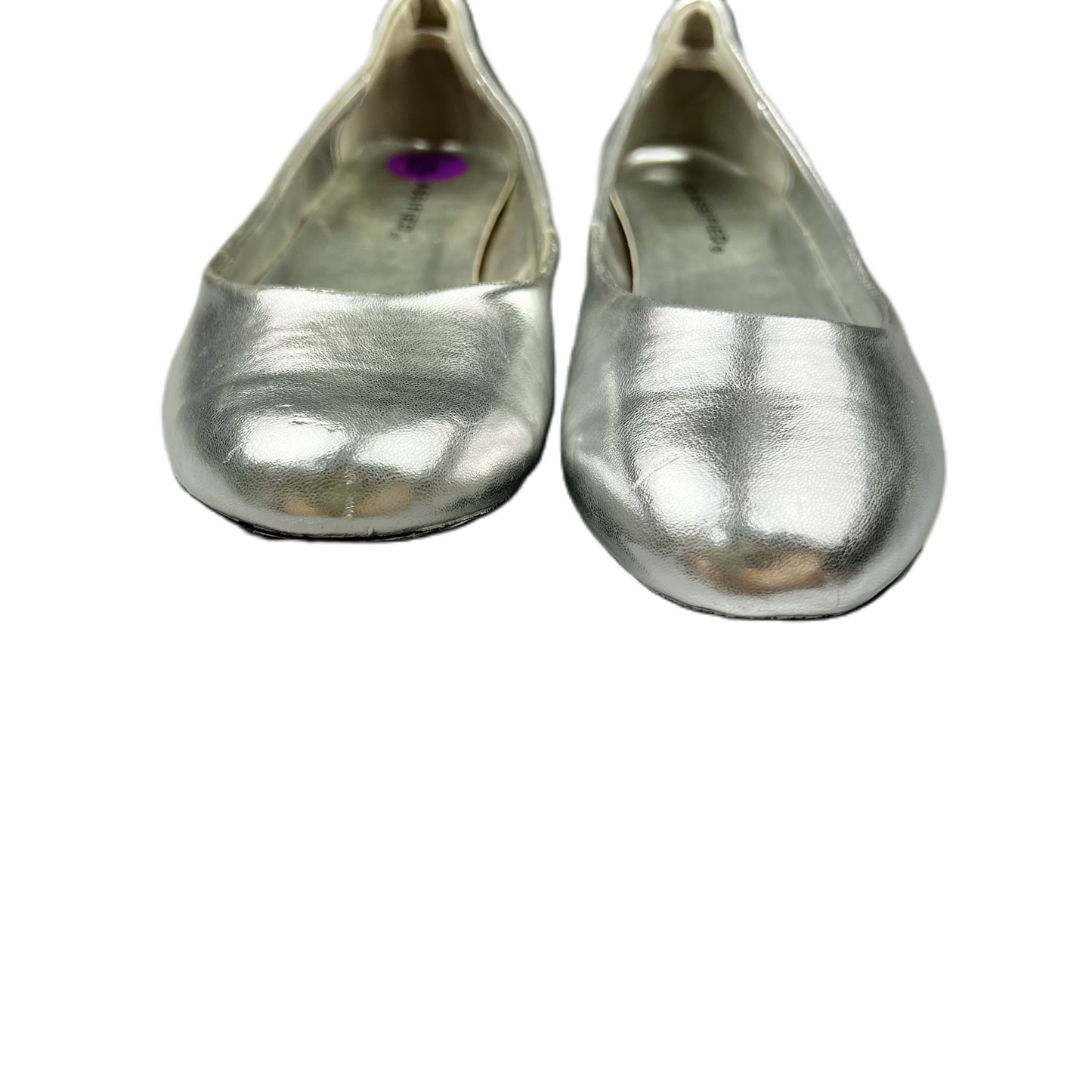 Silver Shoes Flats By Classified, Size: 6