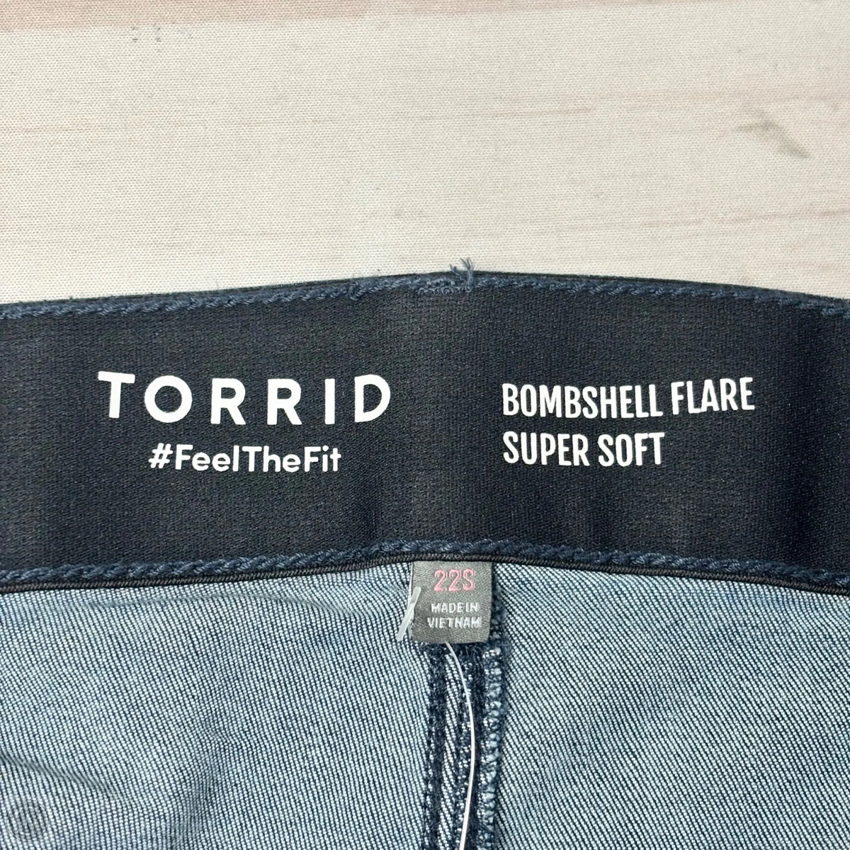 Jeans Boot Cut By Torrid In Blue Denim, Size: 22