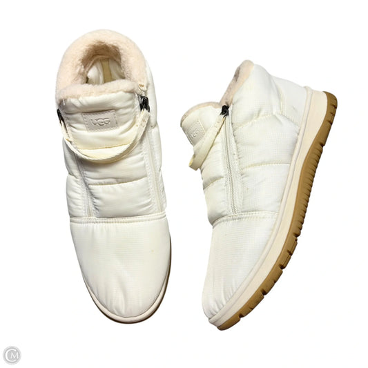 Boots Designer By Ugg In White, Size: 11