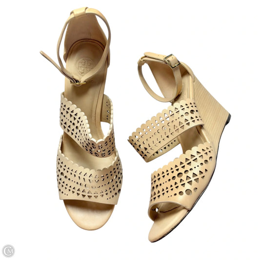 Sandals Designer By Tory Burch In Cream, Size: 7.5