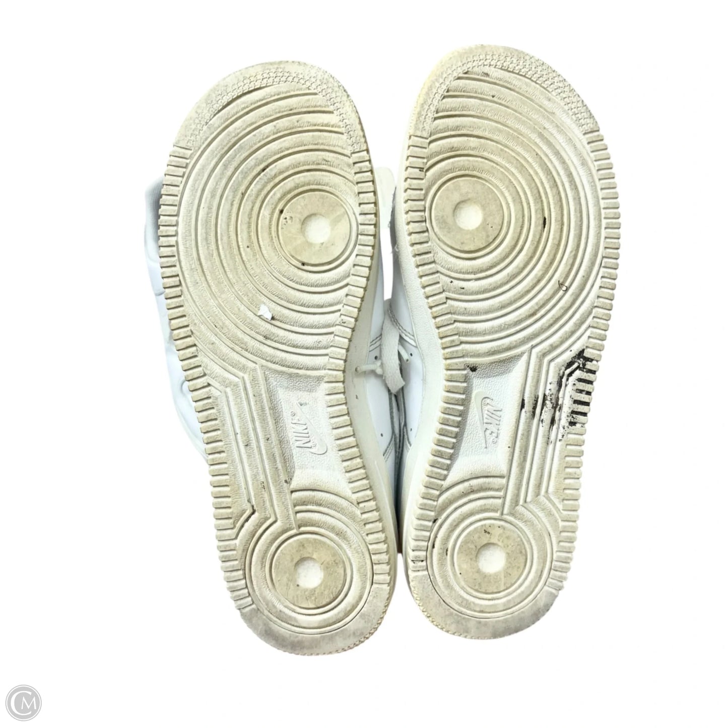 Shoes Sneakers By Nike In White, Size: 9