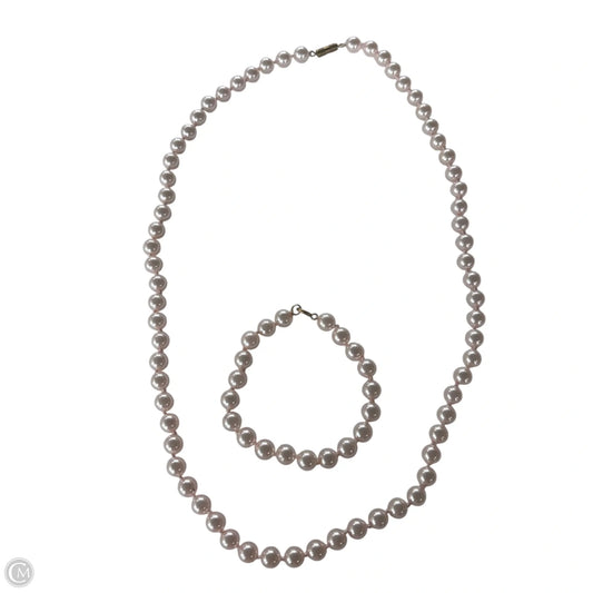Necklace Set Pink Pearls Size: 02 Piece Set