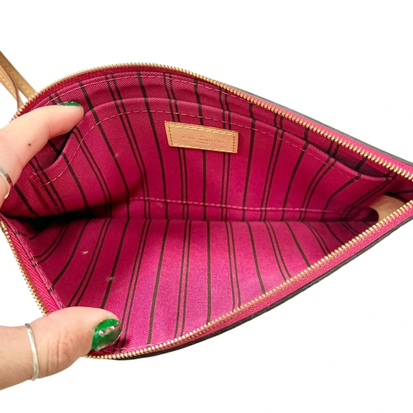 Wristlet Luxury Designer By Louis Vuitton, Size: Medium