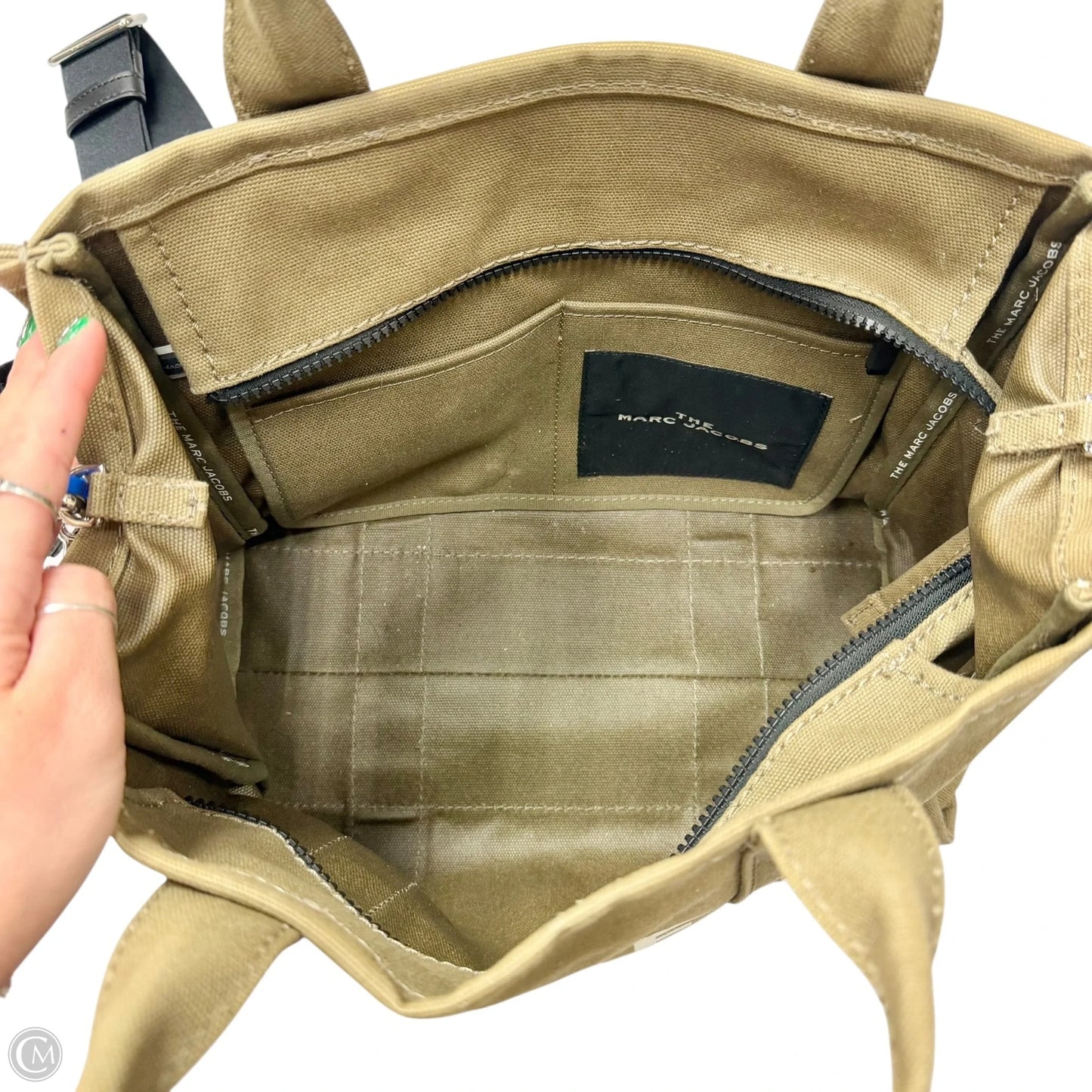 Tote Luxury Designer By Marc Jacobs, Size: Medium