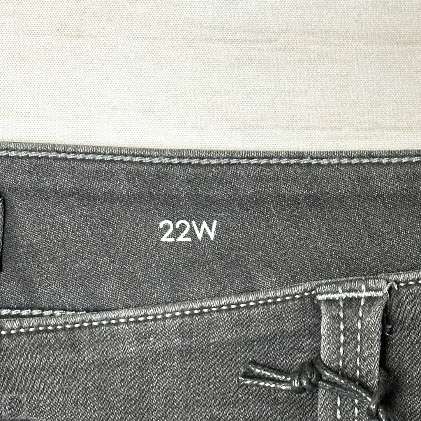 Jeans Skinny By Liverpool In Black Denim, Size: 22