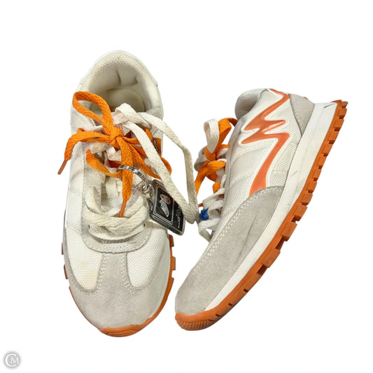 Shoes Luxury Designer By Marc Jacobs In Orange & White, Size: 5.5