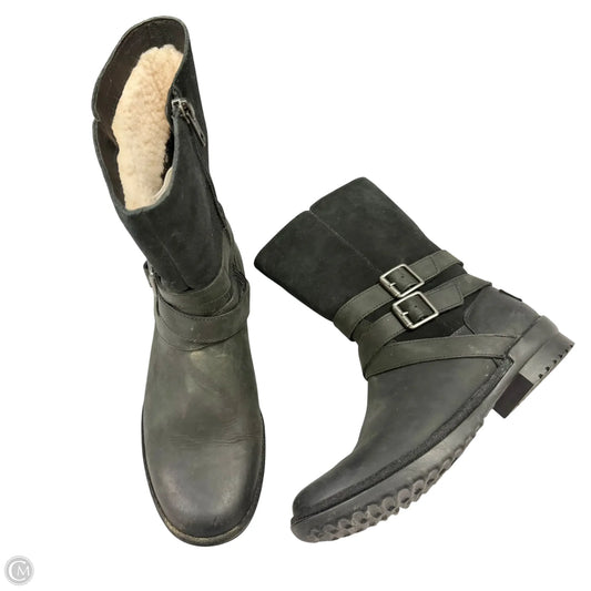 Boots Designer By Ugg In Black, Size: 7