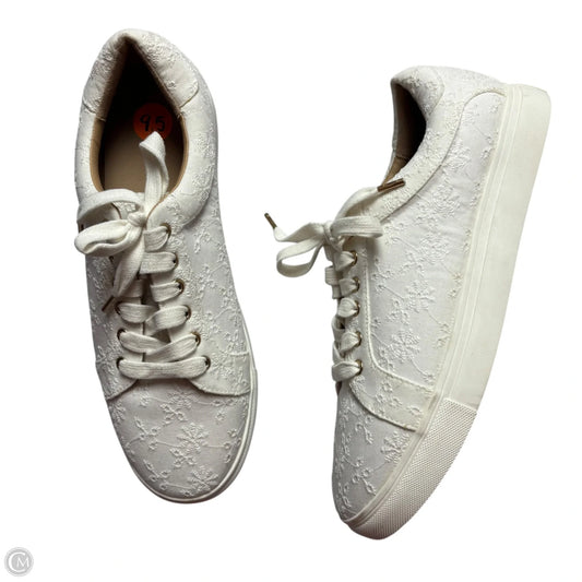 Shoes Sneakers By Loft In White, Size: 9.5
