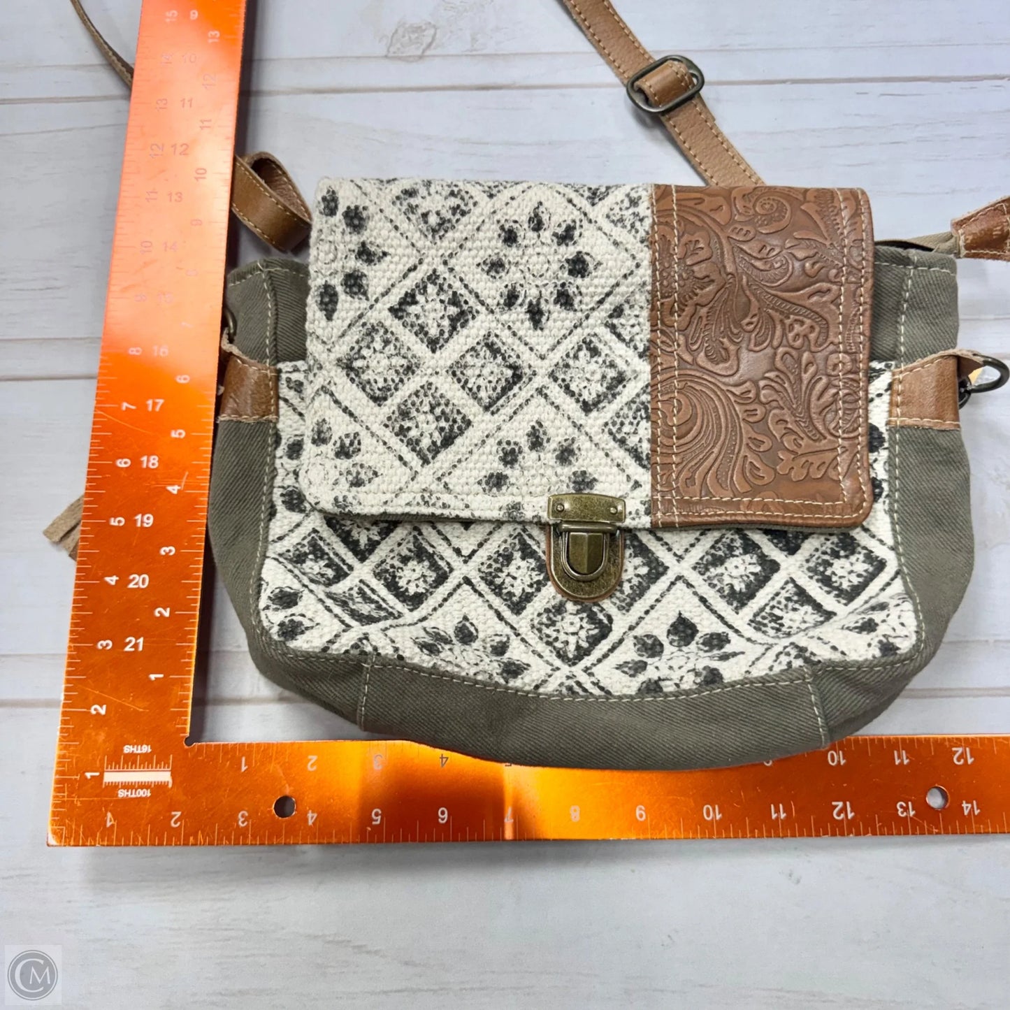 Crossbody Leather By Myra, Size: Medium
