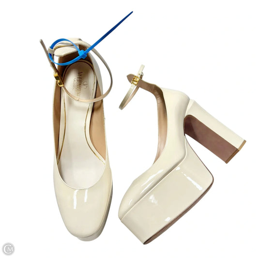 Shoes Luxury Designer By Valentino-garavani In Ivory, Size: 10.5