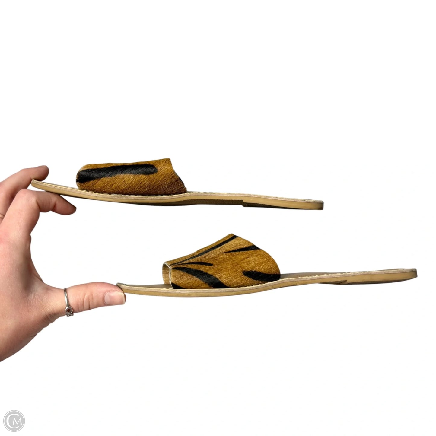 Sandals Flats By Coconuts In Brown, Size: 7