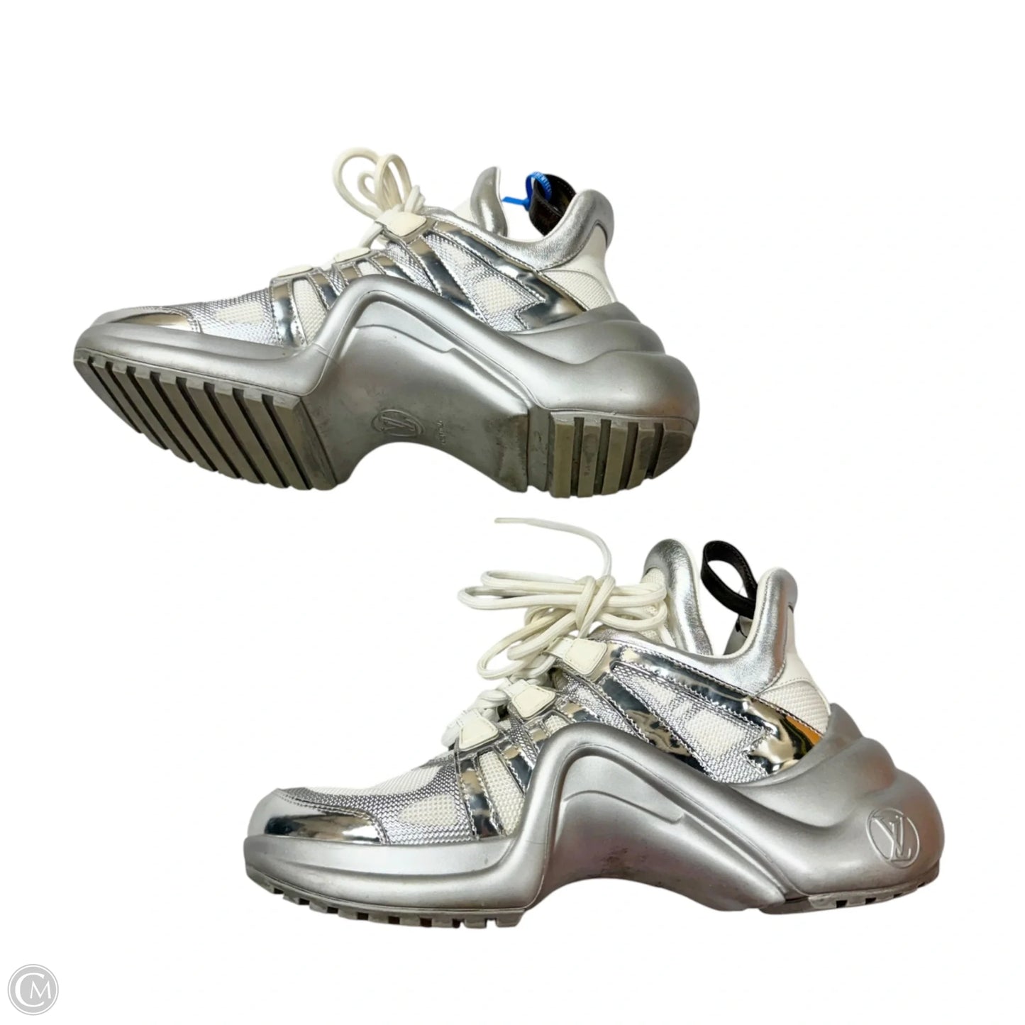Shoes Luxury Designer By Louis Vuitton In Silver & White, Size: 6