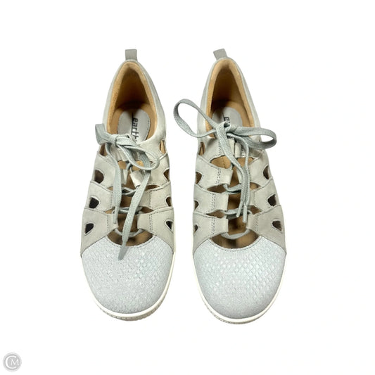 Shoes Sneakers By Earth In Blue, Size: 7.5