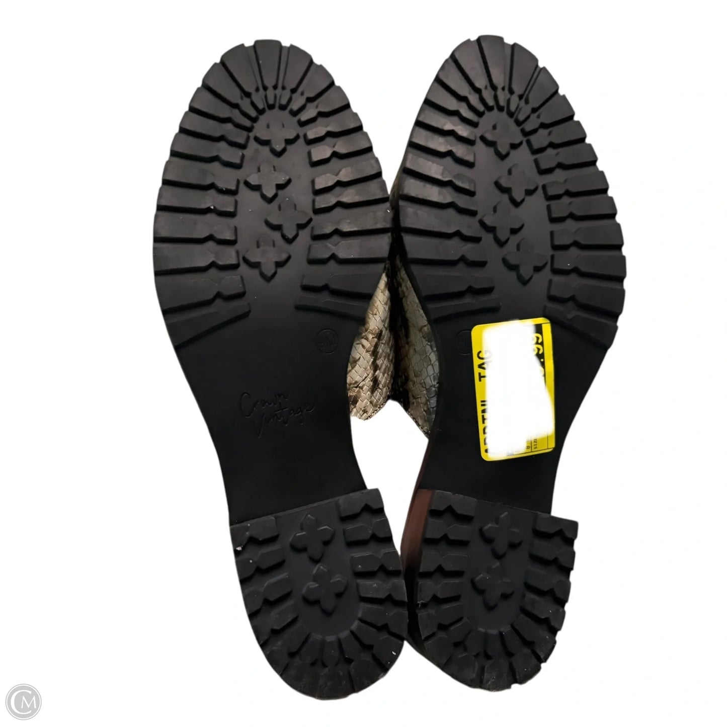 Shoes Flats By Crown Vintage In Animal Print, Size: 9