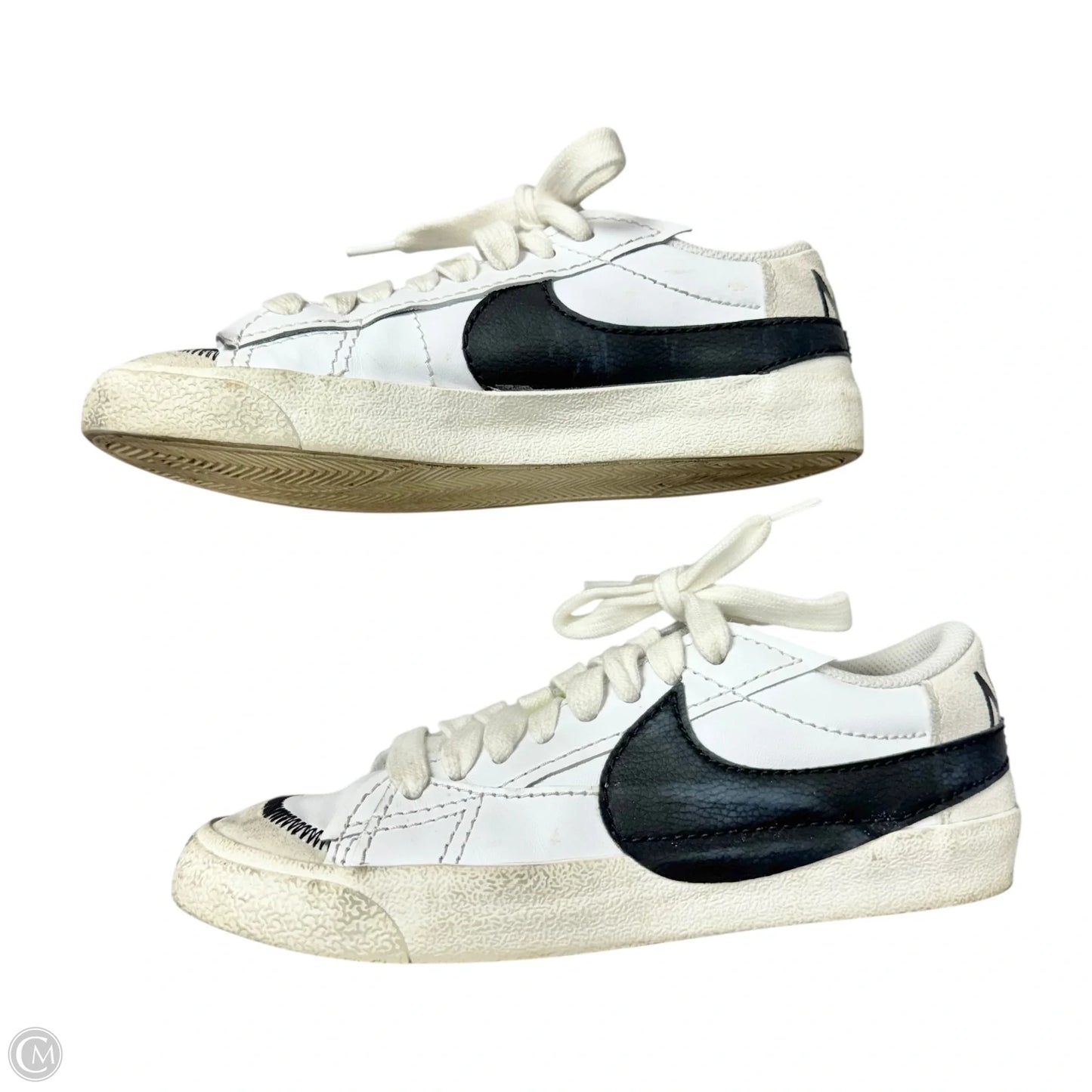 Shoes Sneakers By Nike In White, Size: 8.5