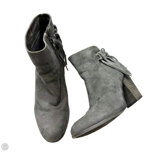 Boots Ankle Heels By Carlos By Carlos Santana In Grey, Size: 8