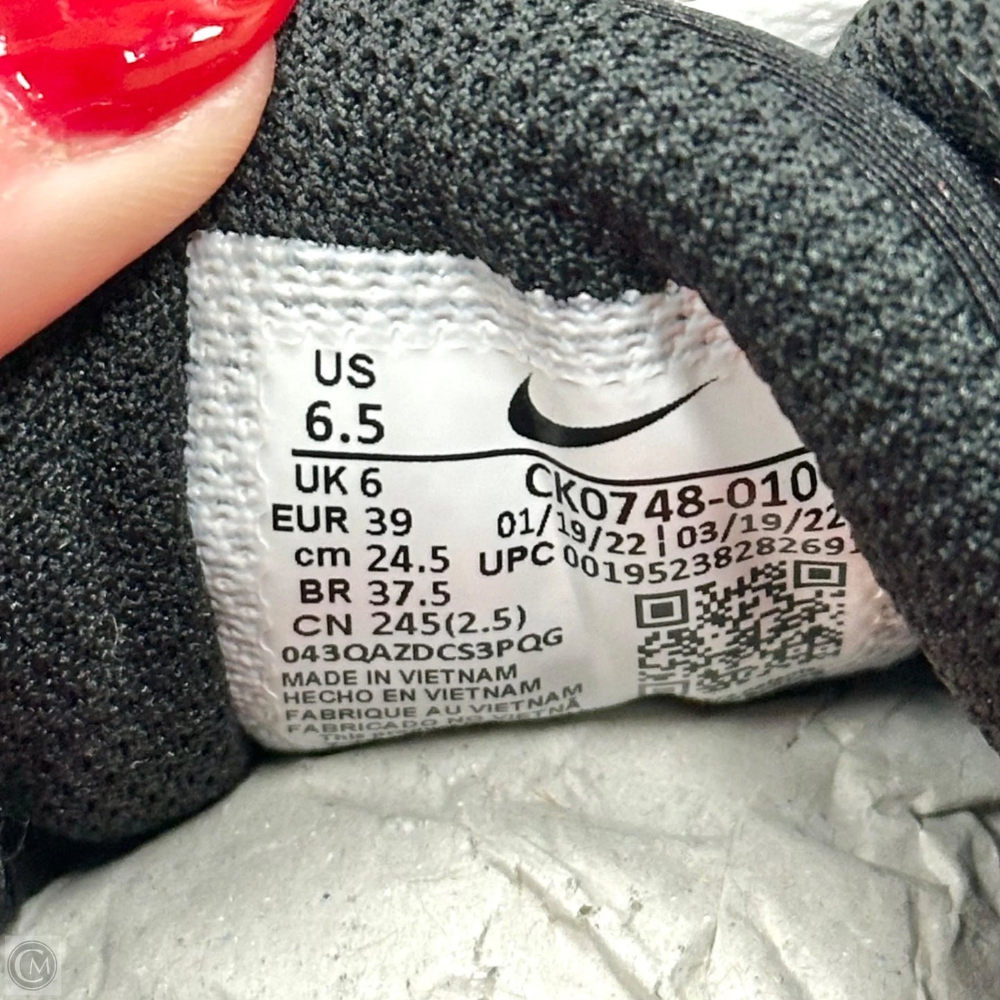 Shoes Athletic By Nike In Black, Size: 8.5