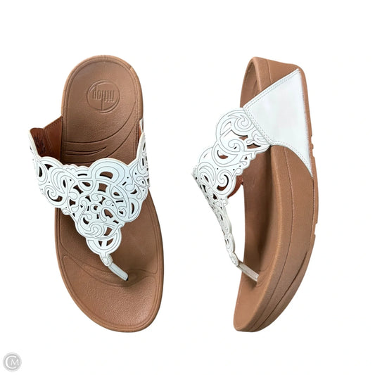 Sandals Heels Wedge By Fitflop In White, Size: 7