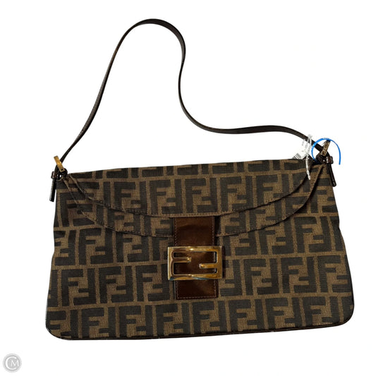 Handbag Luxury Designer By Fendi, Size: Medium