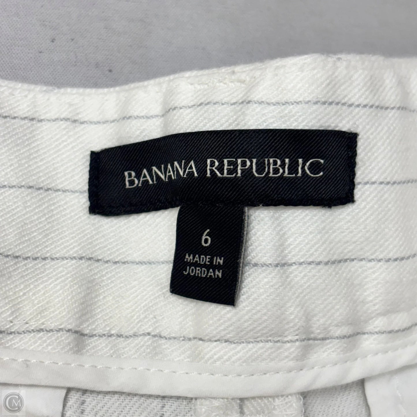 Shorts By Banana Republic In White, Size: 6