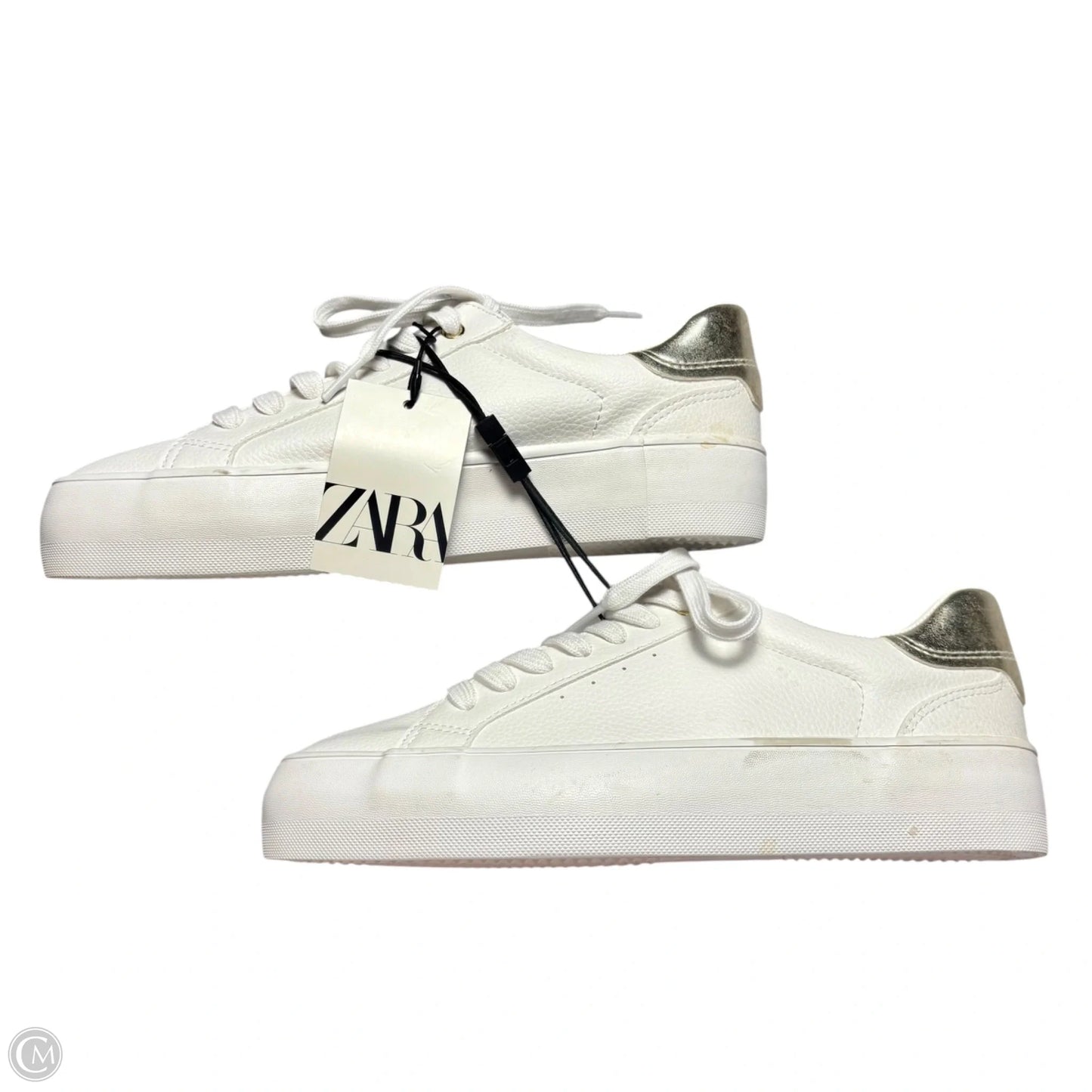 Shoes Sneakers By Zara In White, Size: 8.5