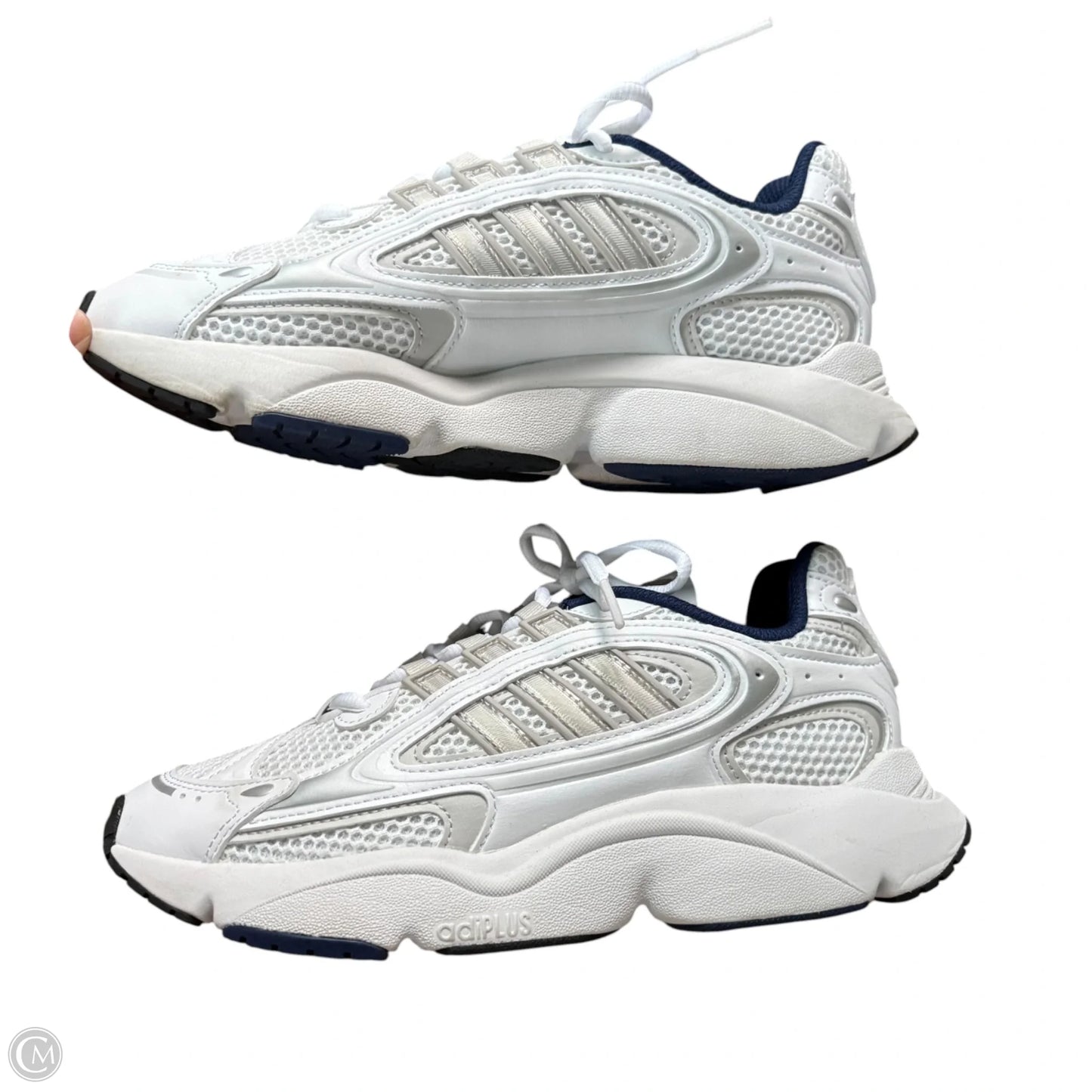Shoes Sneakers By Adidas In White, Size: 7