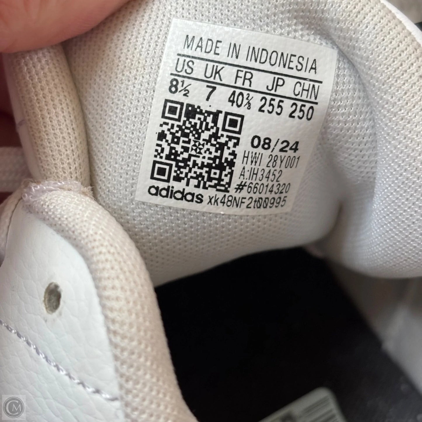 Shoes Sneakers By Adidas In White, Size: 8.5