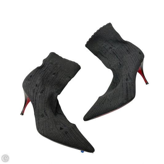 Shoes Luxury Designer By Christian Louboutin In Black, Size: 5.5