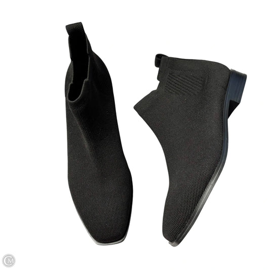 Boots Ankle Flats By Vivaia In Black, Size: 10