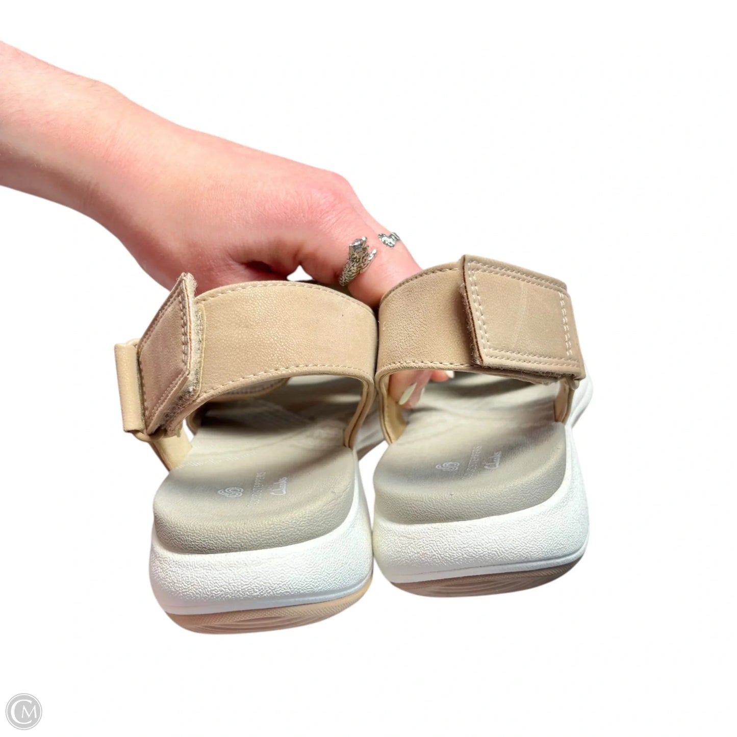 Sandals Flats By Clarks In Tan, Size: 9.5