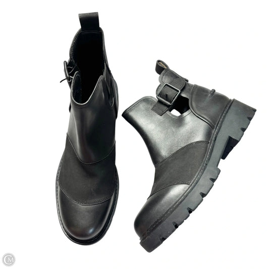 Boots Designer By Ugg In Black, Size: 11