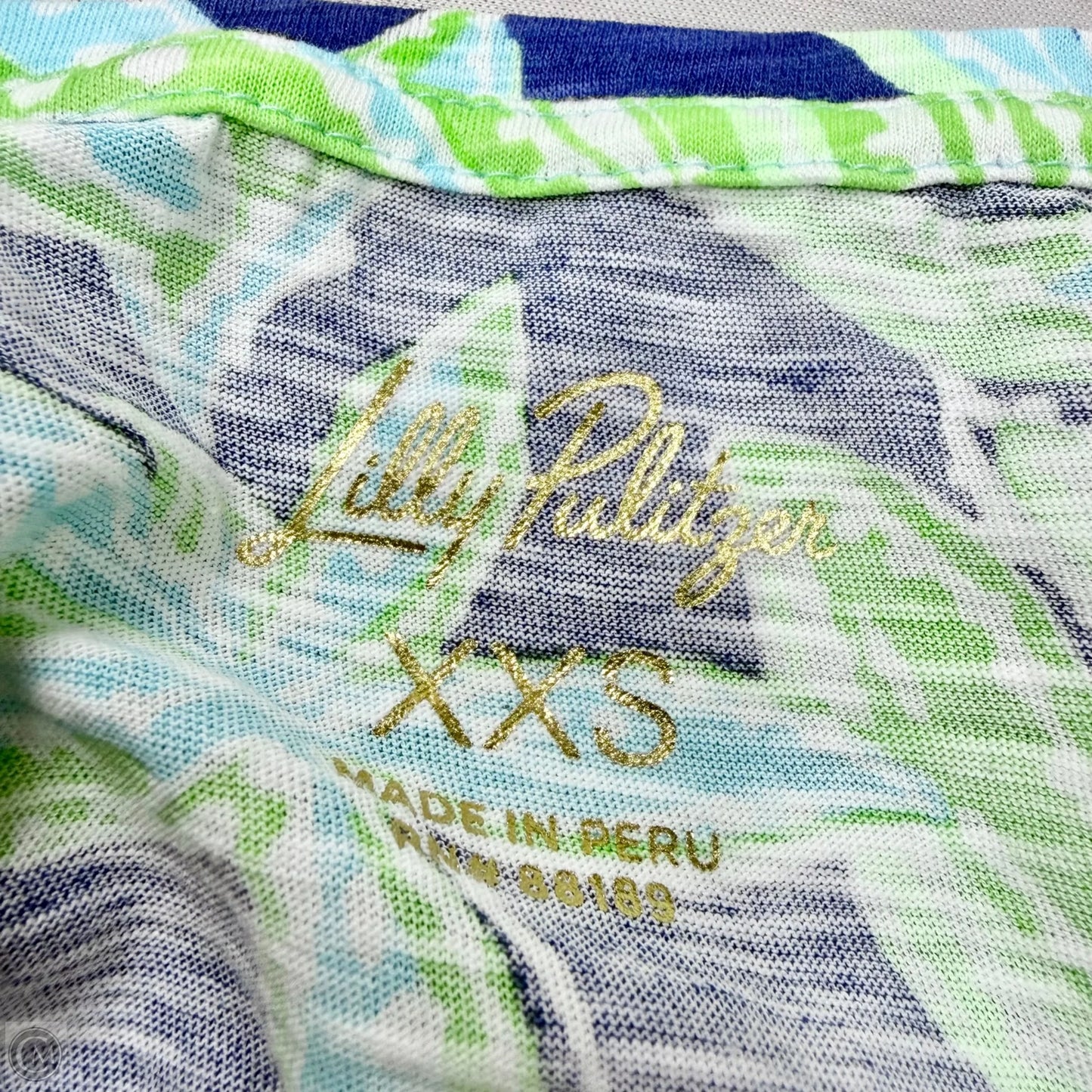 Top Short Sleeve Designer By Lilly Pulitzer In Floral Print, Size: Xxs