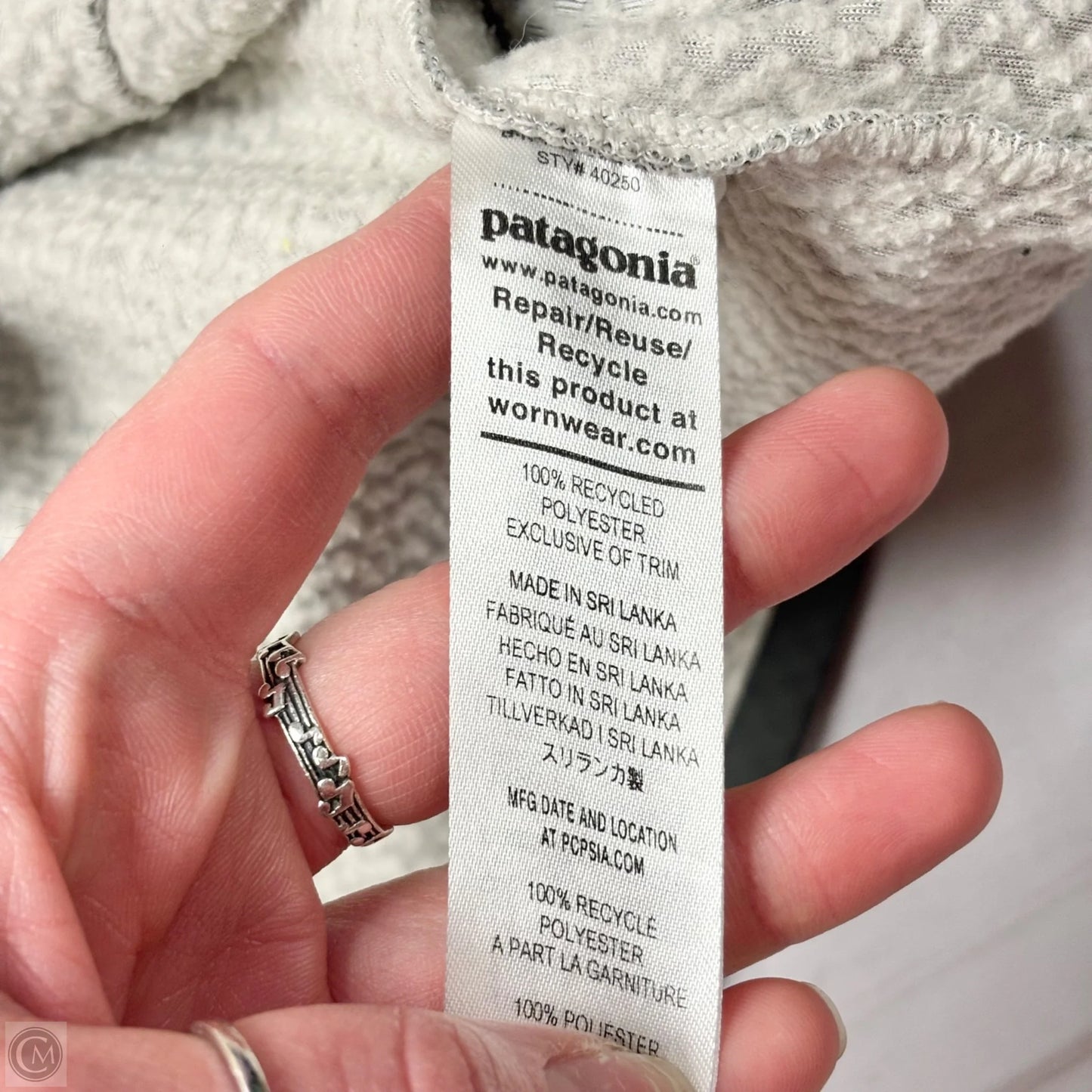 Athletic Jacket By Patagonia In Grey, Size: 2x