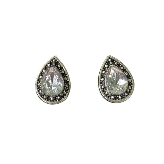 Earrings Stud