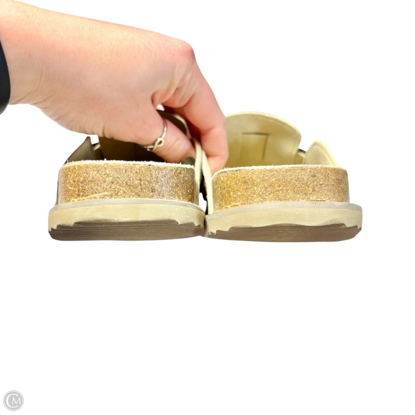 Shoes Flats By Cushionaire In Beige, Size: 8