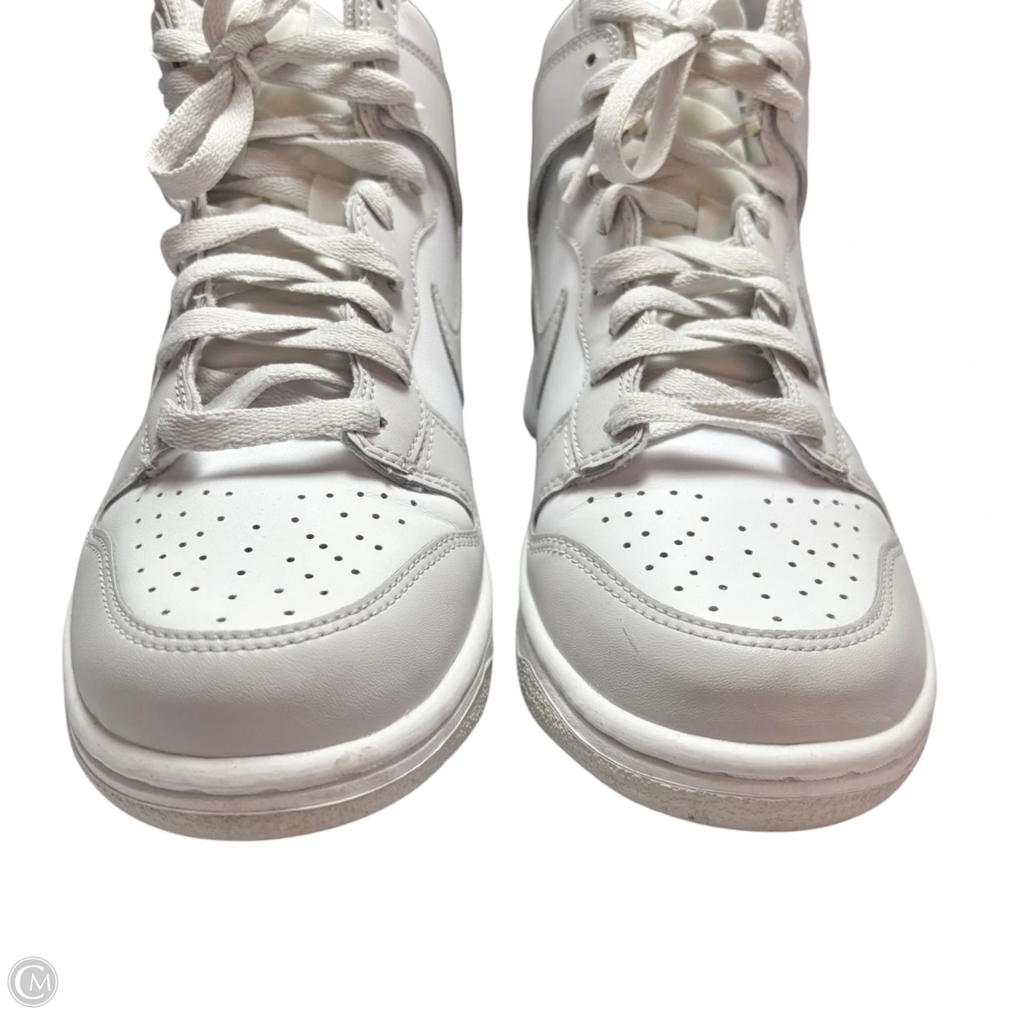 Shoes Sneakers By Nike In Grey & White, Size: 8.5