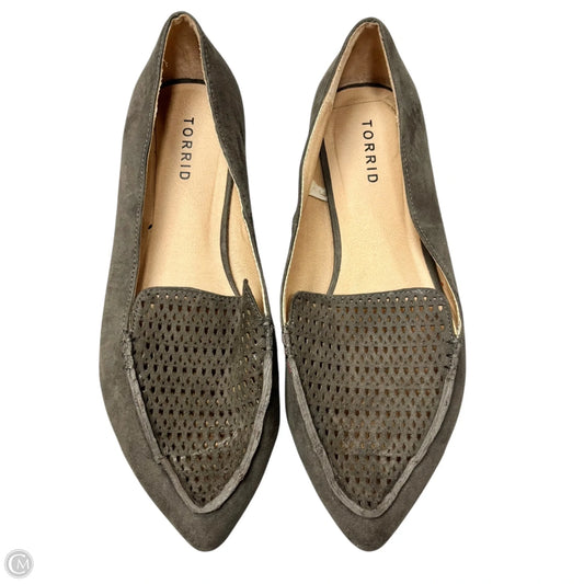 Shoes Flats By Torrid In Grey, Size: 9