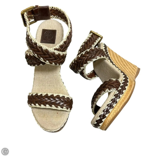 Sandals Designer By Tory Burch In Brown & Cream, Size: 5.5