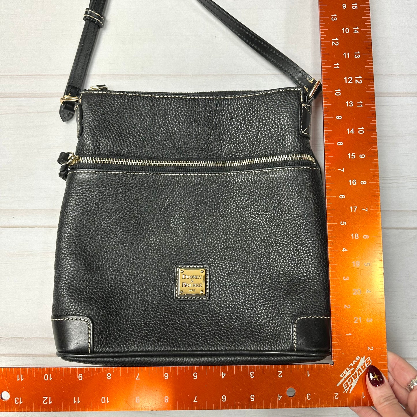 CROSSBODY DESIGNER by DOONEY AND BOURKE In BLACK, Size: MEDIUM