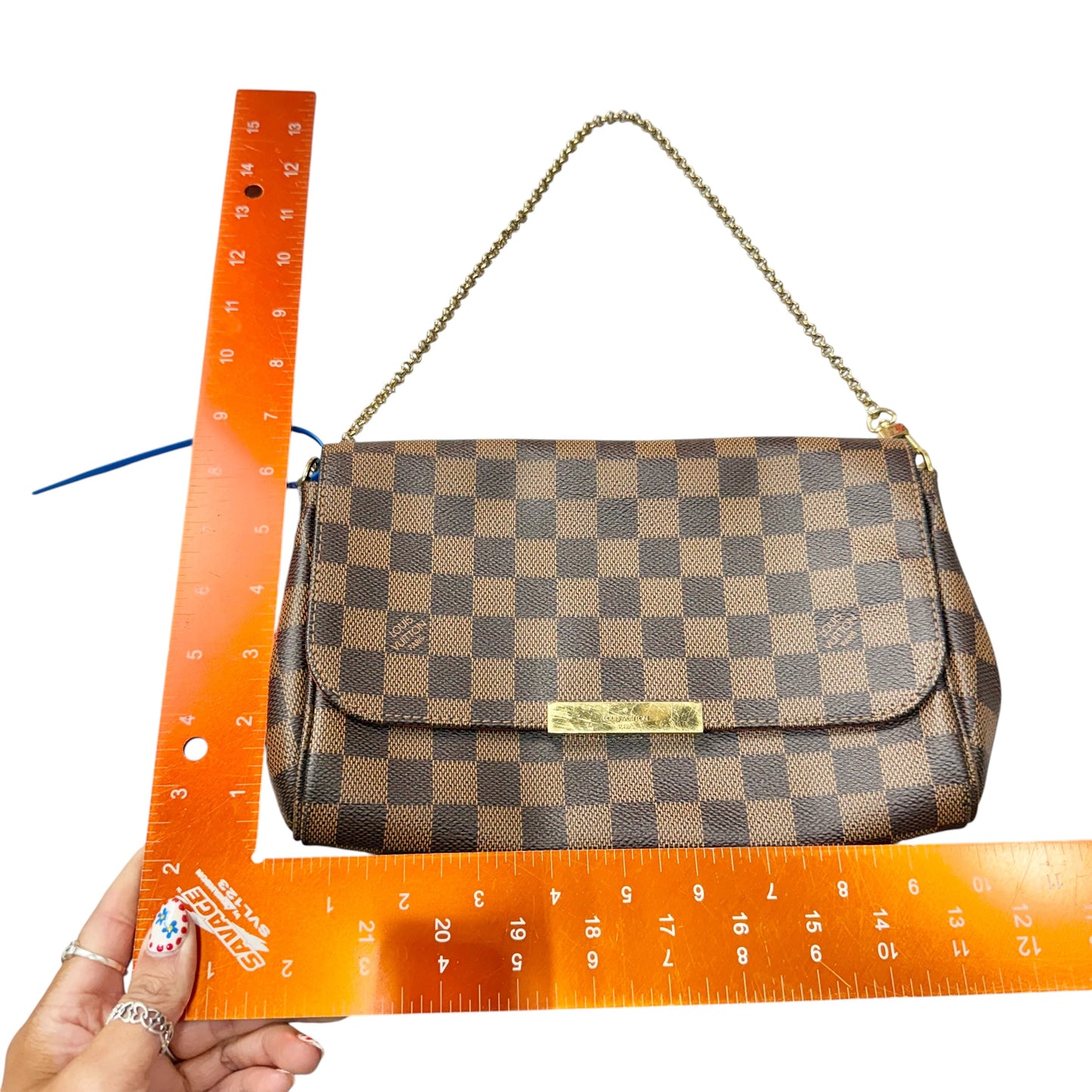 Handbag Luxury Designer By Louis Vuitton, Size: Medium