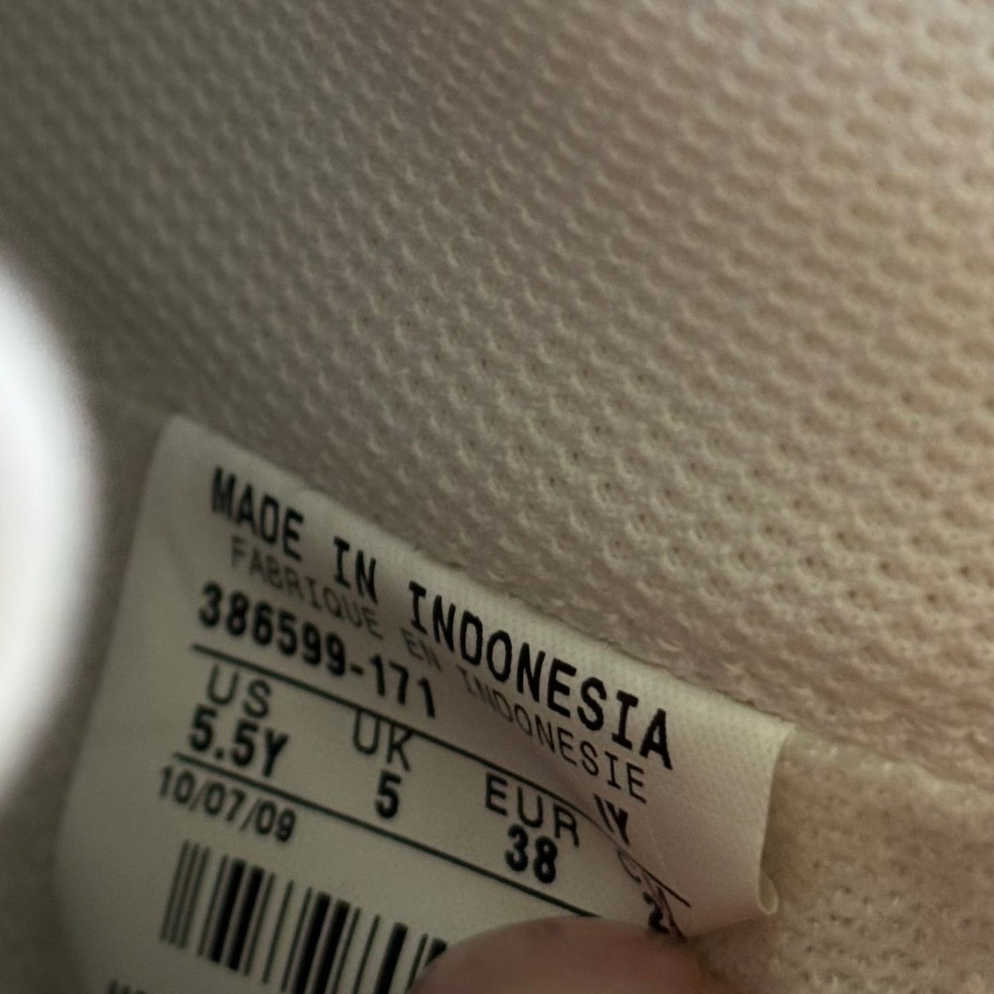 Shoes Sneakers By Nike In White, Size: 7