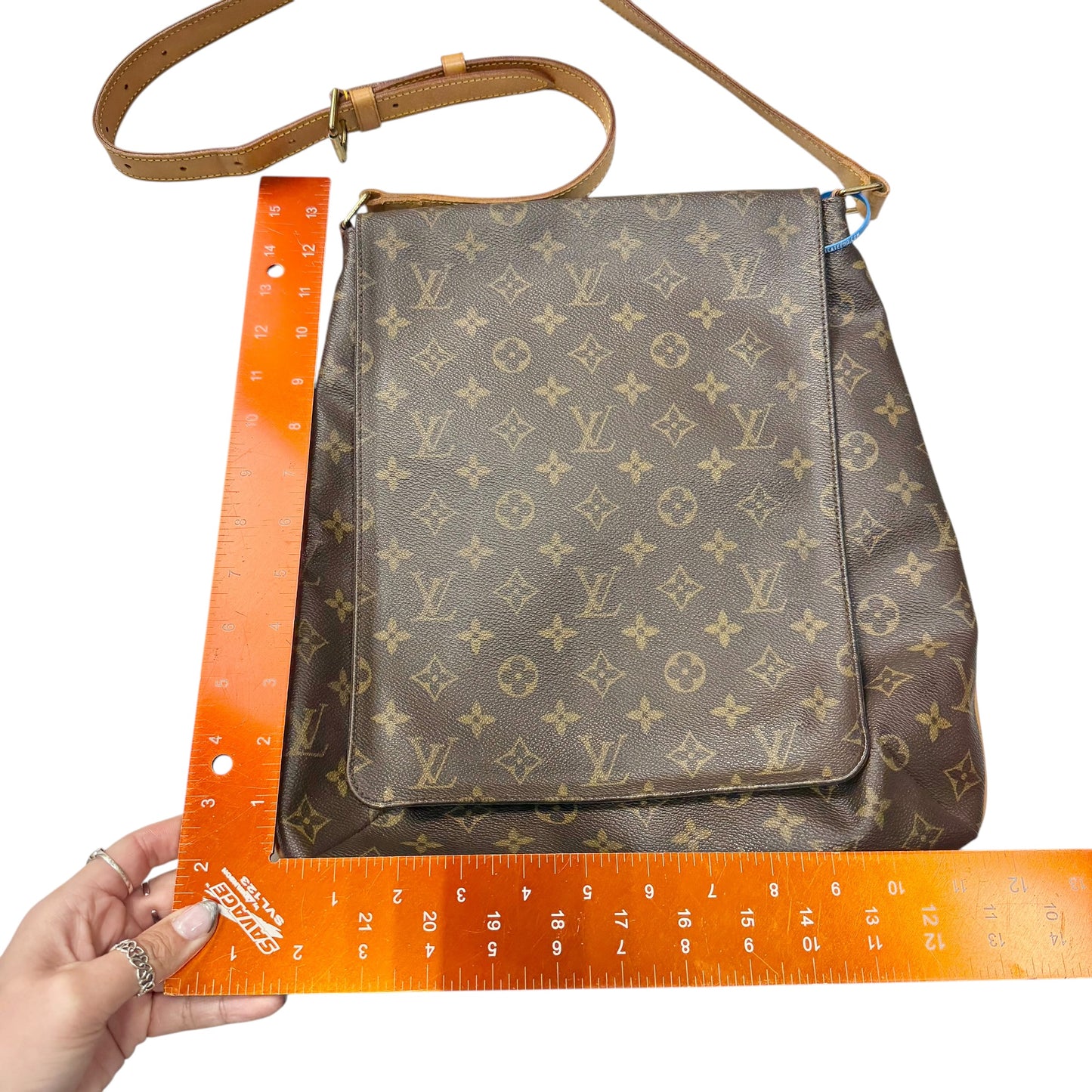 Handbag Luxury Designer By Louis Vuitton, Size: Large