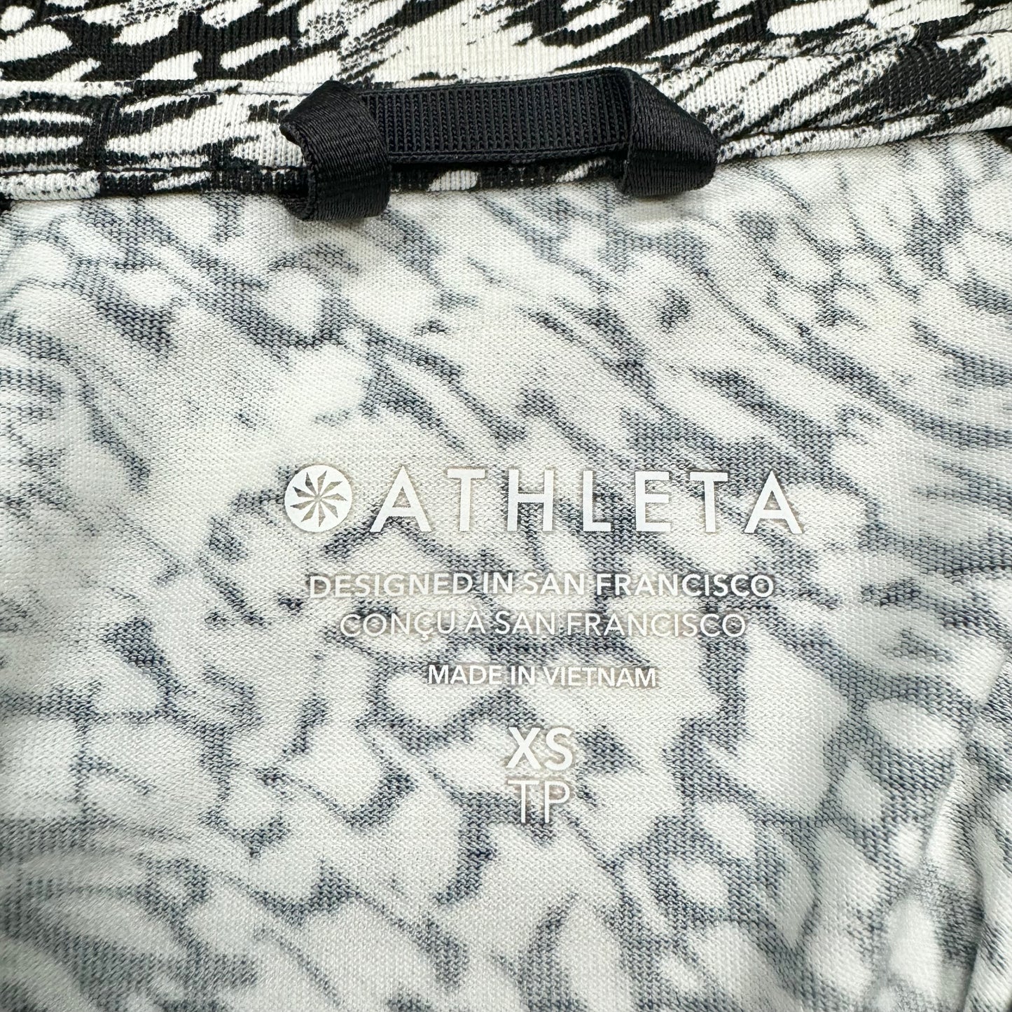 Athletic Jacket By Athleta In Black & White, Size: Xs