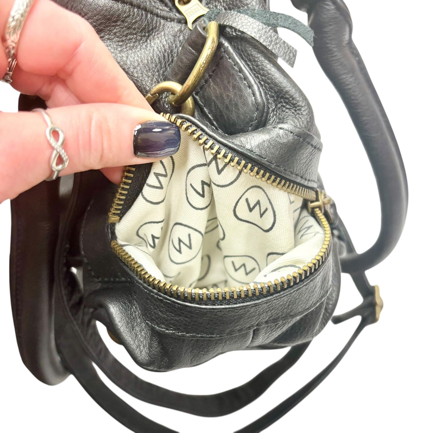 Handbag Leather By Wandererstravelco, Size: Medium