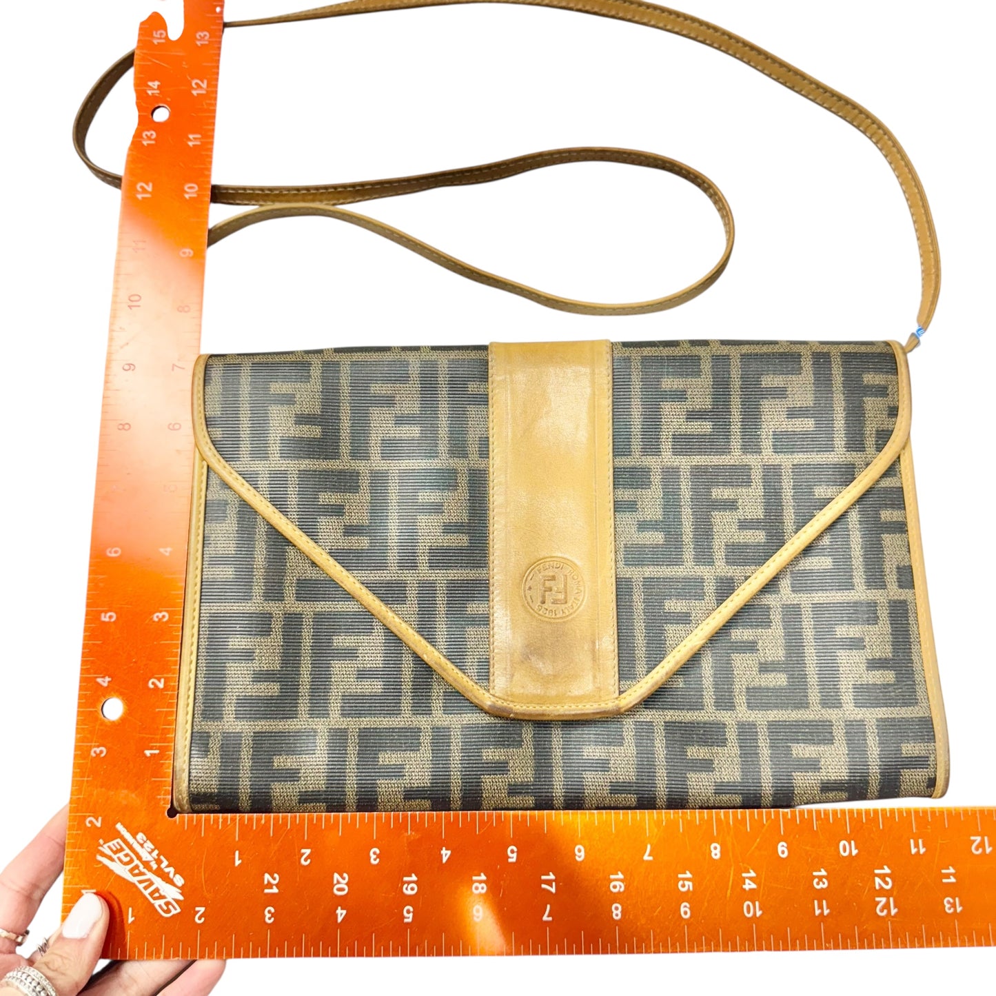 Crossbody Luxury Designer By Fendi, Size: Medium