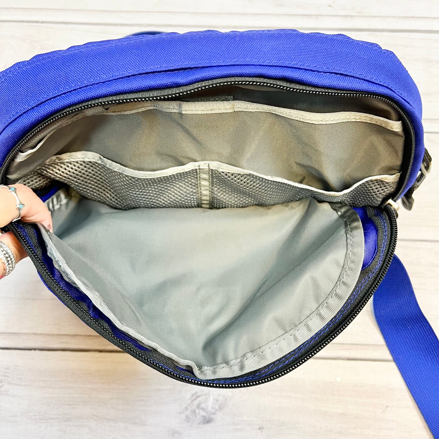 Belt Bag By North Face  Size: Medium