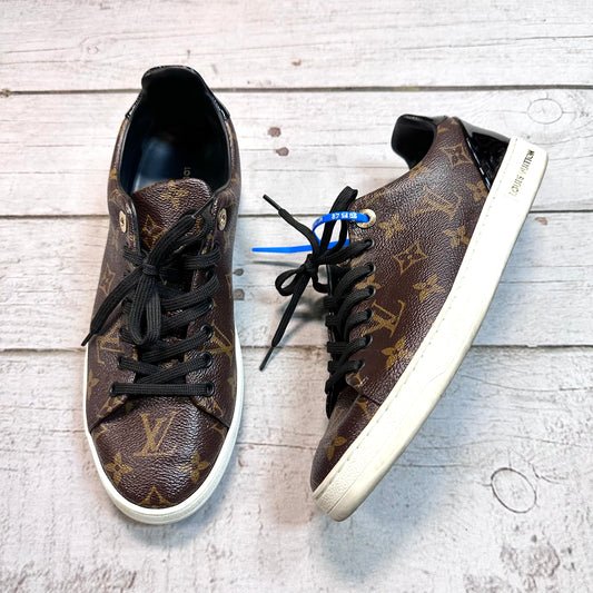 Pin by Melissamccoy on Shoes  Louis vuitton shoes sneakers, Louis